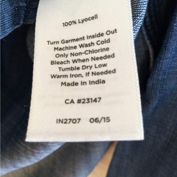 Talbots Navy Denim Lyocell Long Sleeve Shirt size Large - Picture 5 of 6